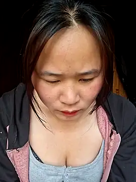 ALIENHR38 online show from April 2026 01:03:01 AM