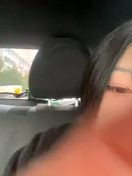 xixi 28 online show from October 2025 12:35:01 AM