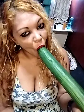 hemilynthomas2467 online show from December 2025 09:39:02 AM