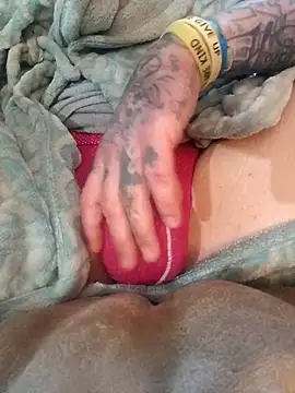 MRTATTWO online show from November 2025 05:46:01 PM