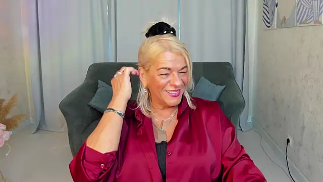 AnittaHarris online show from October 2025 07:40:02 AM