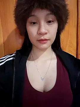 ChiecumBae online show from November 2025 12:47:01 AM