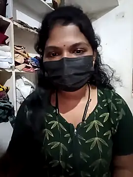 swetha01430 online show from November 2025 04:31:02 PM