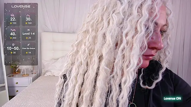 Snapshot of Lilit_1Love chatting on September 2025 04:41:02 PM Lilit 1Love online show from September 2025 04:41:02 PM