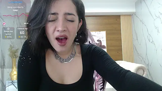 sara lopez s online show from February 2026 01:22:02 PM