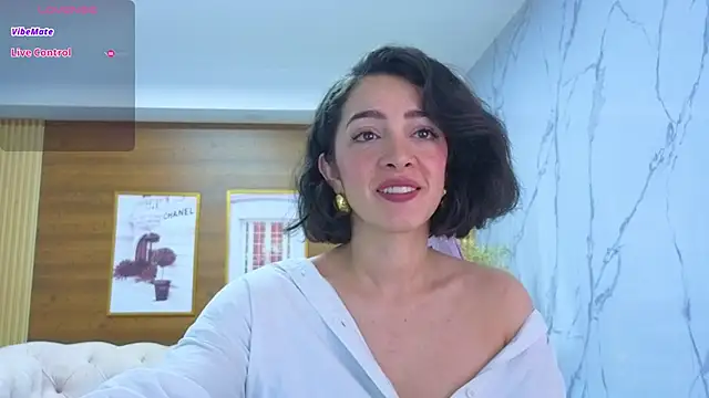 sara lopez s online show from June 2026 01:45:02 PM