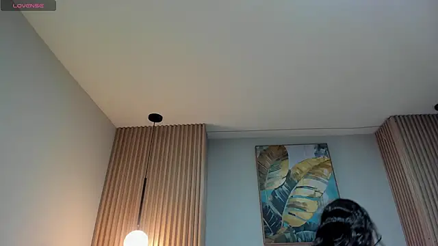 Mila Hank  online show from June 2026 01:25:02 PM