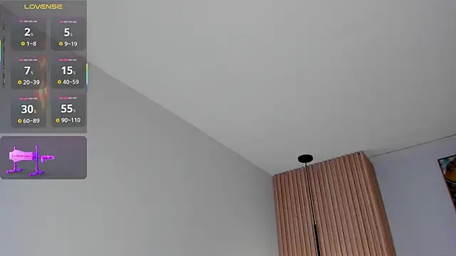 Mila Hank  online show from June 2026 02:33:01 PM