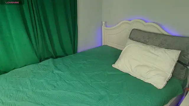 katerine Monroe online show from October 2025 07:20:02 AM