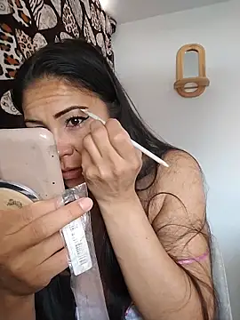 KittyHoleshot87 online show from February 2026 02:28:01 PM