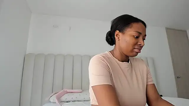 Meganbelford1 online show from June 2026 08:10:02 PM