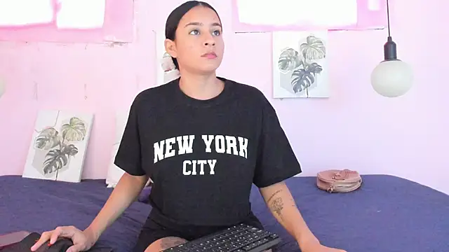 Lady rossee online show from September 2025 02:29:02 PM