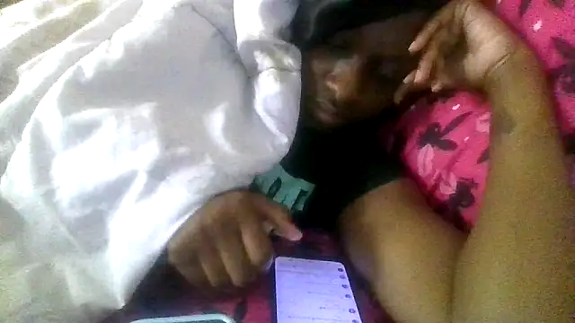 prettymaa online show from October 2025 07:23:02 PM