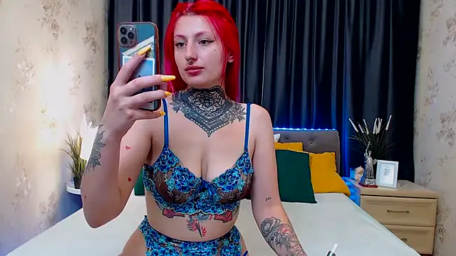 Snapshot of Nina_Blum_ chatting on September 2025 05:53:02 AM Nina Blum online show from September 2025 05:53:02 AM