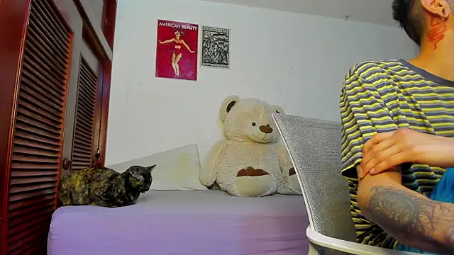 cold snow013 online show from October 2025 08:42:01 AM