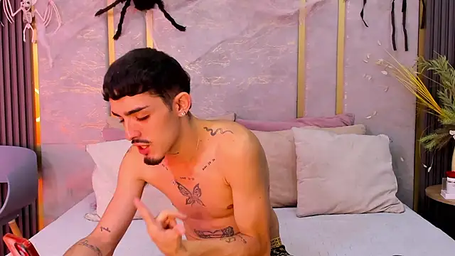 NikoStone  online show from October 2025 04:29:02 AM