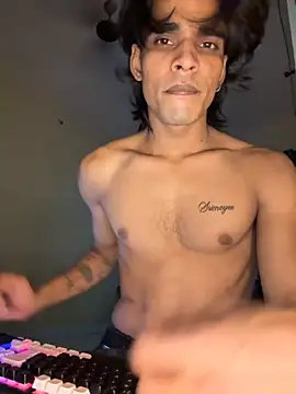 Snapshot of IndianSinsGlow chatting on October 2025 06:27:02 PM IndianSinsGlow online show from October 2025 06:27:02 PM