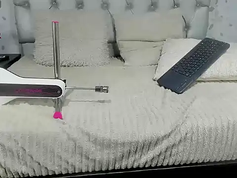 michelle perla online show from September 2025 07:15:02 PM