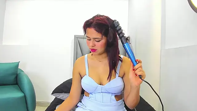 Snapshot of Sofia_villareal chatting on October 2025 12:47:02 PM Sofia villareal online show from October 2025 12:47:02 PM