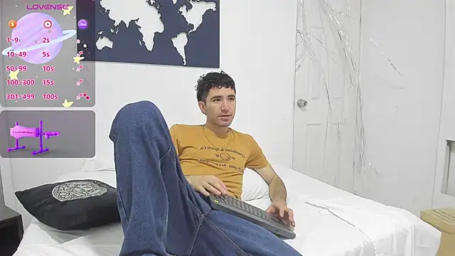 Hot Maiky online show from September 2025 11:32:01 AM