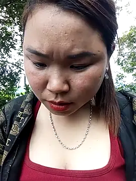 may-squirl online show from January 2026 03:43:02 AM