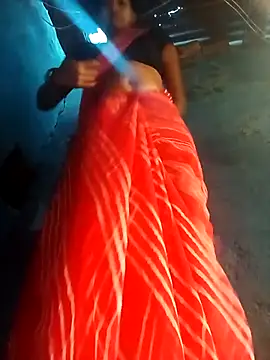 Jooli xx online show from October 2025 03:32:02 AM