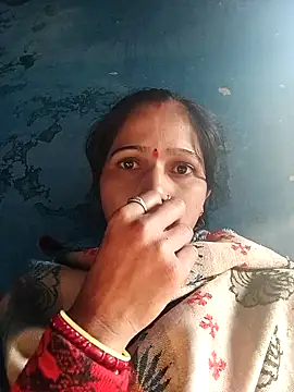 Jooli xx online show from February 2026 02:51:01 AM