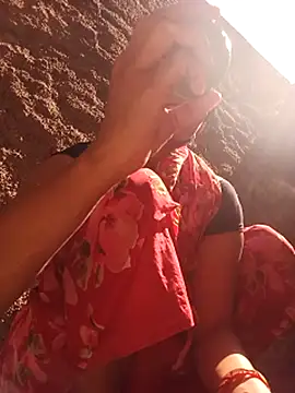 Jooli xx online show from March 2026 04:29:01 AM