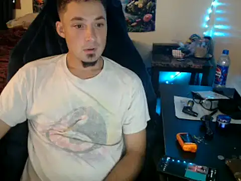 YoBlezz online show from September 2025 06:13:02 PM