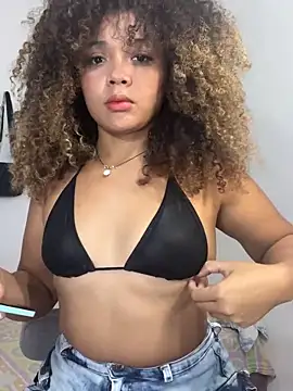 AmeLuxx online show from September 2025 02:46:02 AM