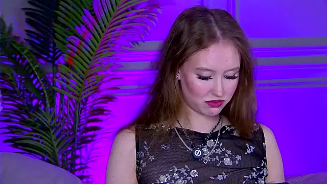 -VivienRay- online show from October 2025 05:12:01 PM