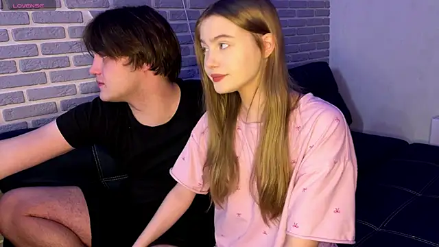 Snapshot of fetchingcouplee chatting on November 2025 02:07:02 PM fetchingcouplee online show from November 2025 02:07:02 PM