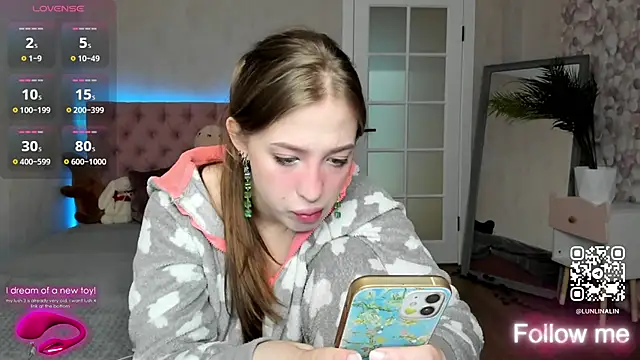 LightStar 18 online show from September 2025 12:42:01 PM