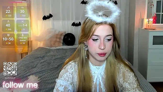 LightStar 18 online show from October 2025 09:33:01 AM