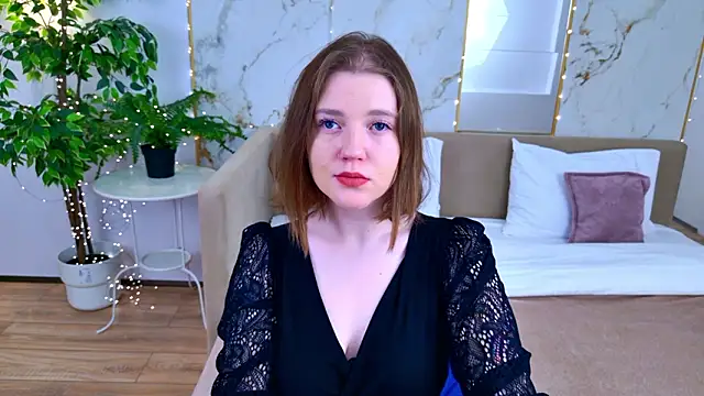 Snapshot of AlmaSound chatting on March 2026 05:10:02 AM AlmaSound online show from March 2026 05:10:02 AM