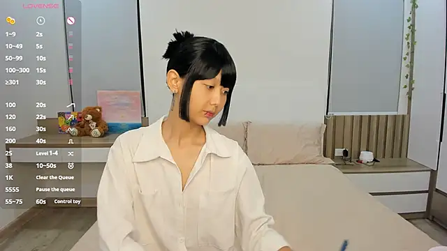 gabby little online show from May 2026 12:11:02 PM
