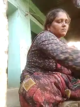 Ishwariya Hatwal online show from November 2025 01:49:02 AM