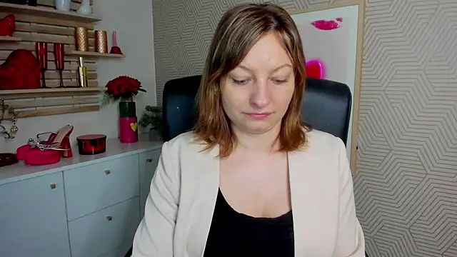 angelaSamt online show from April 2026 05:25:01 AM