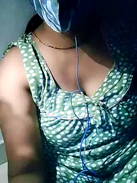 Alina-khan online show from April 2026 06:44:02 PM