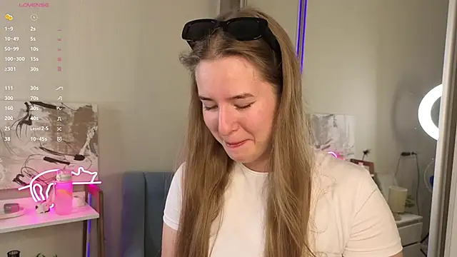 JenLottie online show from September 2025 02:18:02 PM