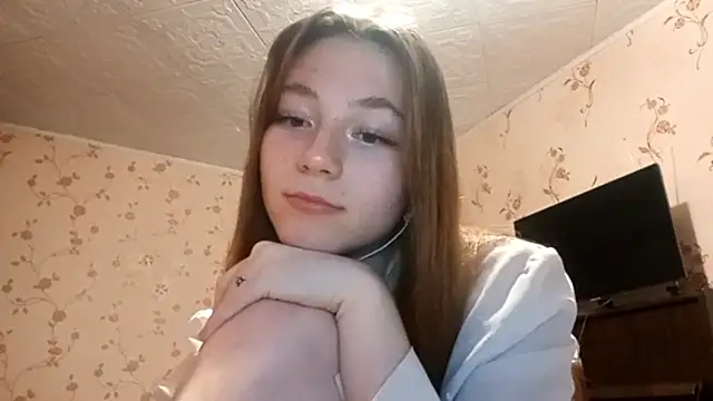 Snapshot of Sophiecuttie chatting on September 2025 05:01:02 PM Sophiecuttie online show from September 2025 05:01:02 PM