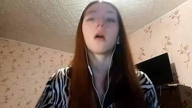 Snapshot of Sophiecuttie chatting on September 2025 01:13:01 PM Sophiecuttie online show from September 2025 01:13:01 PM