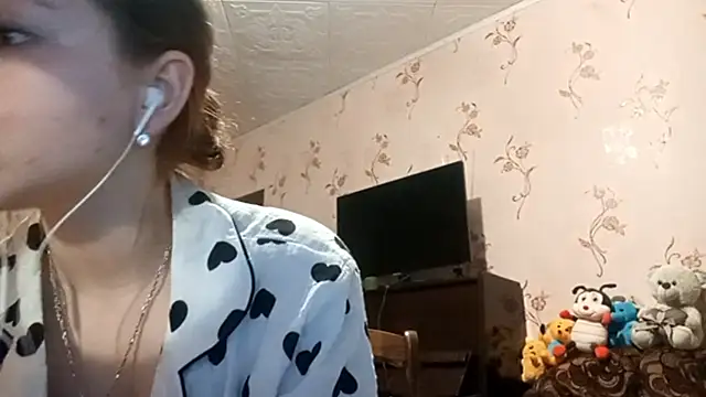 Snapshot of Sophiecuttie chatting on September 2025 01:12:02 PM Sophiecuttie online show from September 2025 01:12:02 PM
