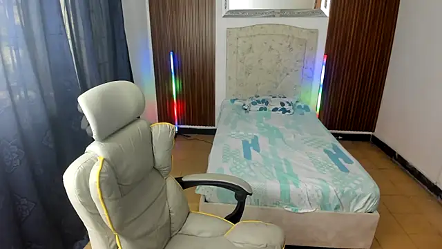 thiago delicius online show from September 2025 12:19:01 PM