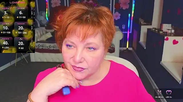 Kira Kenett online show from February 2026 05:36:02 PM