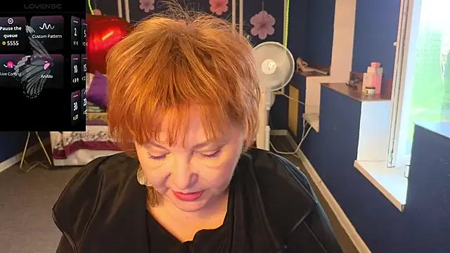 Snapshot of Kira_Kenett chatting on May 2026 05:36:02 AM Kira Kenett online show from May 2026 05:36:02 AM