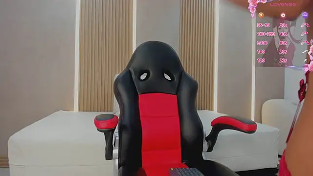 stephany milan online show from October 2025 12:40:02 PM