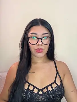 Alexa69xx online show from April 2026 02:33:01 PM