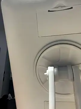 TiffanyyLam online show from October 2025 11:33:02 AM