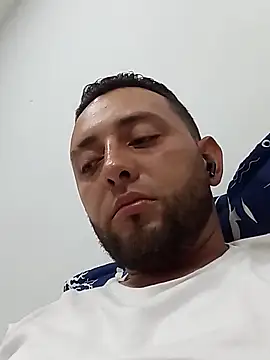 Snapshot of angelitocalientico chatting on May 2026 11:39:02 AM angelitocalientico online show from May 2026 11:39:02 AM